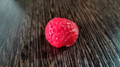 вкусная клубника (премьера трек 2024)
